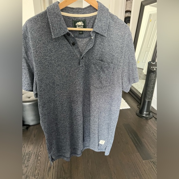 Roots Other - Roots golf shirt